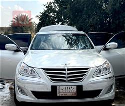 هیوندای جێنسس